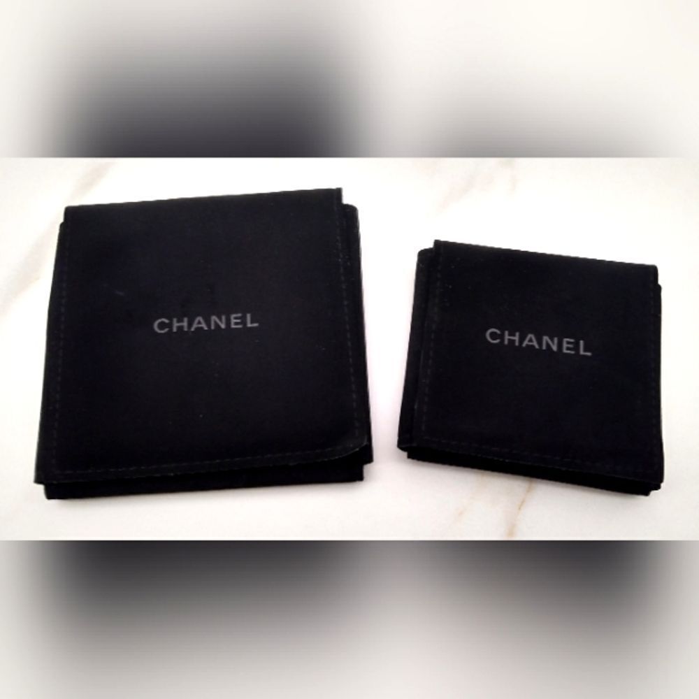Chanel Black Velvet Jewelry Case Holder - Picture 2 of 10